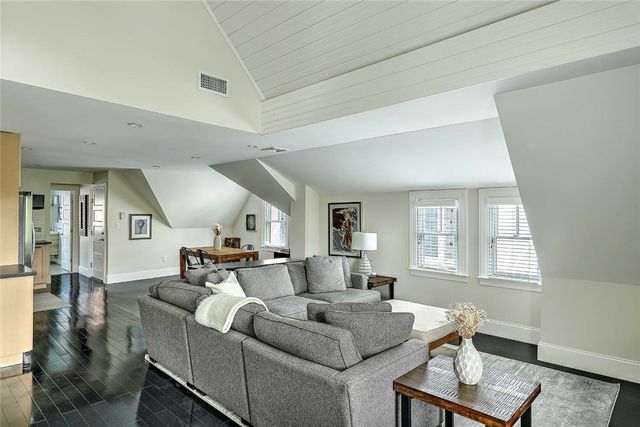 26 South Angell Street 3, Providence, RI 02906