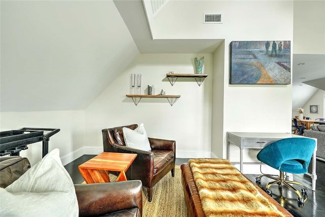 26 South Angell Street 3, Providence, RI 02906