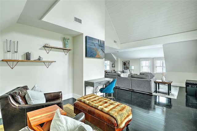 26 South Angell Street 3, Providence, RI 02906