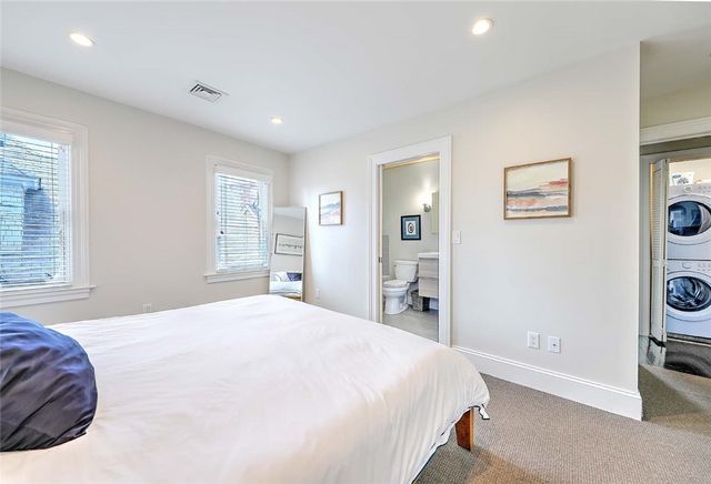 26 South Angell Street 3, Providence, RI 02906