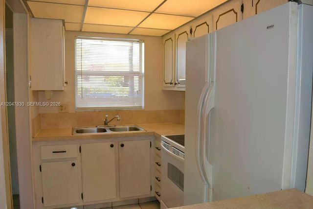 9855 Sandalfoot Blvd 308, Boca Raton, FL 33428