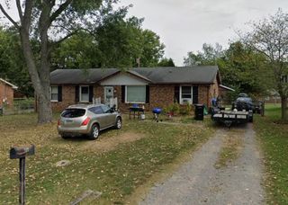214 Maplewood Dr, Clarksville, TN 37042