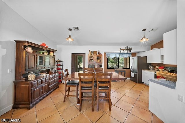 2795 12th AVE SE, Naples, FL 34117