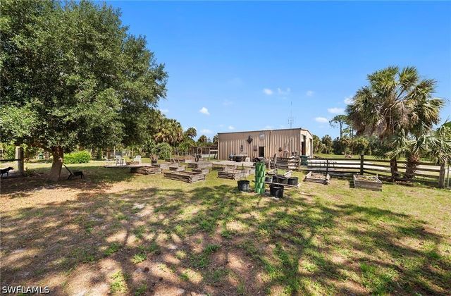 2795 12th AVE SE, Naples, FL 34117