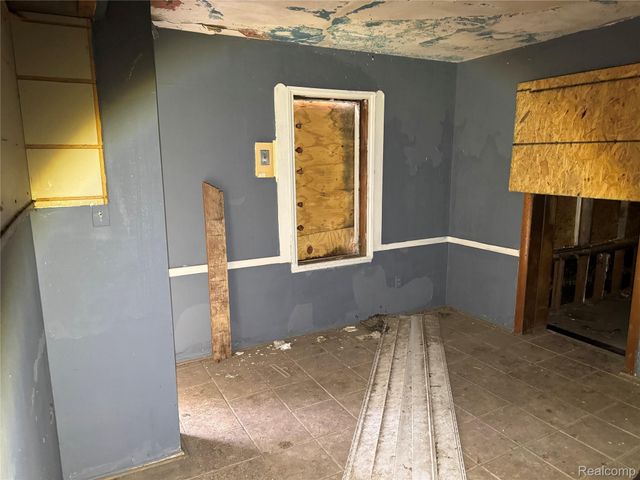 11624 Wayburn Street, Detroit, MI 48224