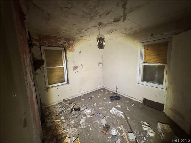 11624 Wayburn Street, Detroit, MI 48224