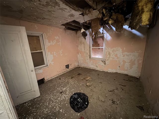 11624 Wayburn Street, Detroit, MI 48224