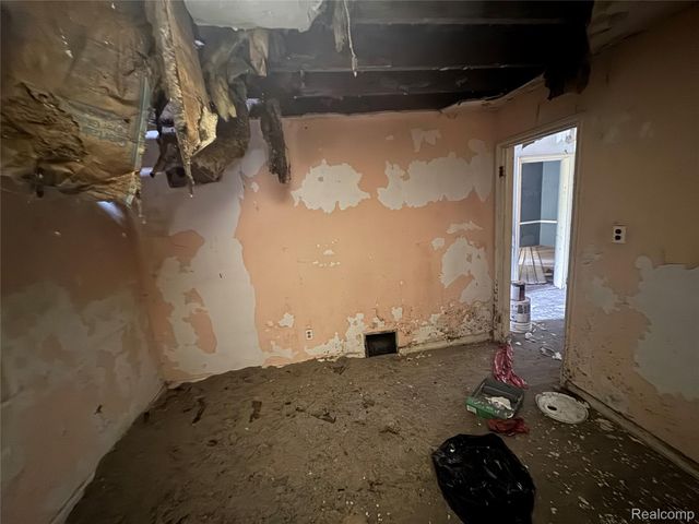 11624 Wayburn Street, Detroit, MI 48224