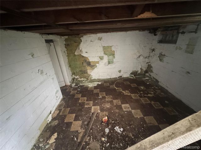 11624 Wayburn Street, Detroit, MI 48224