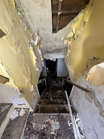 11624 Wayburn Street, Detroit, MI 48224