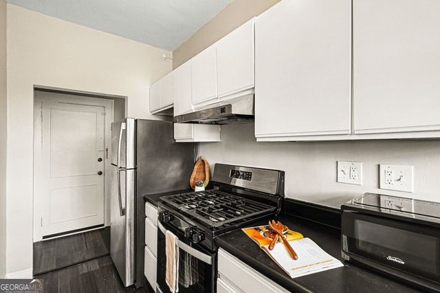 21 Peachtree Memorial Drive NW 8A, Atlanta, GA 30309