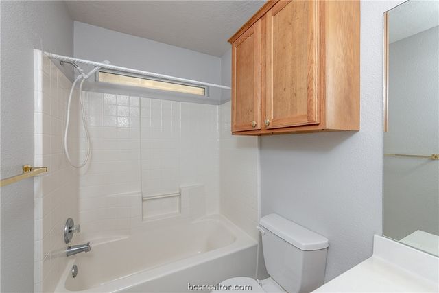 2109 Craftwood Place, Bryan, TX 77801