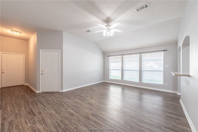 2109 Craftwood Place, Bryan, TX 77801