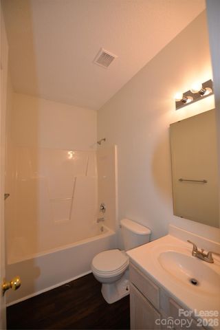 6043 Shining Oak Lane, Charlotte, NC 28269