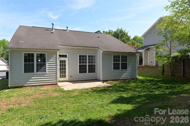 6043 Shining Oak Lane, Charlotte, NC 28269