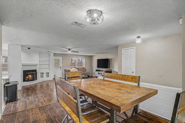 2901 Castle Court, Pearland, TX 77581