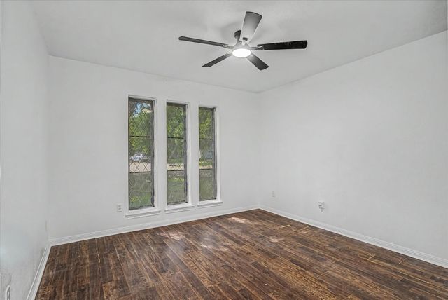 2901 Castle Court, Pearland, TX 77581