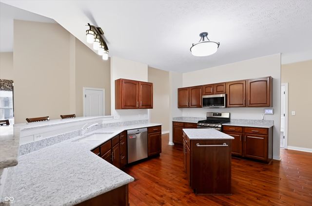 3205 Tantara Bend, Carmel, IN 46032