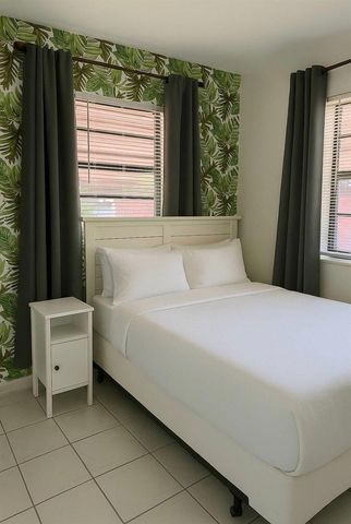 272 NE 44th Street, Deerfield Beach, FL 33064