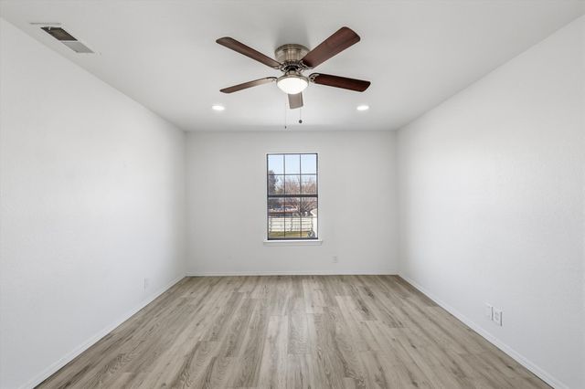 6517 Bob Hanger Street, Fort Worth, TX 76179