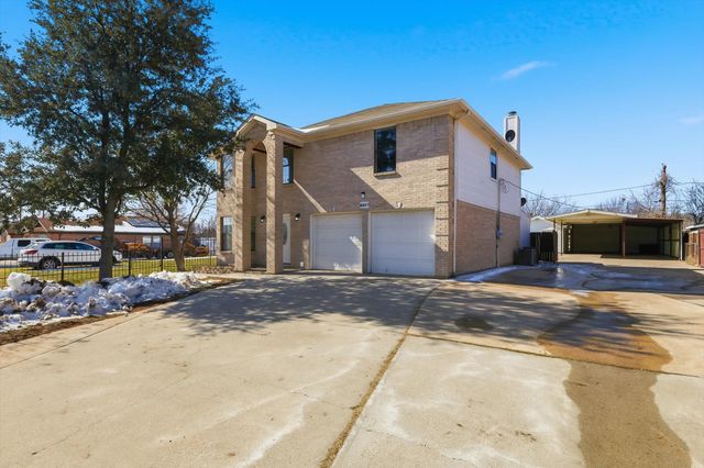 6517 Bob Hanger Street, Fort Worth, TX 76179