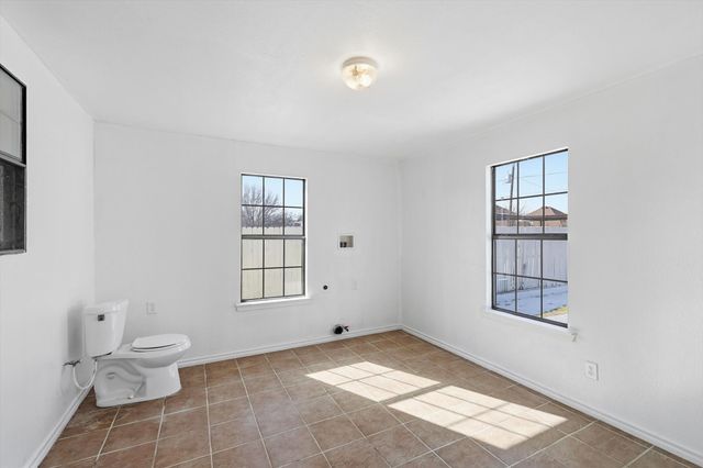 6517 Bob Hanger Street, Fort Worth, TX 76179