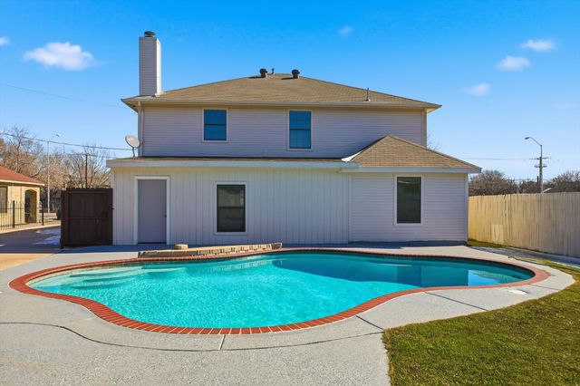 6517 Bob Hanger Street, Fort Worth, TX 76179