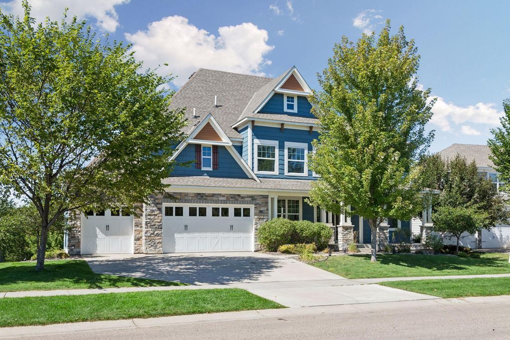 11274 Whitewater Drive, Woodbury, MN 55129 — exterior