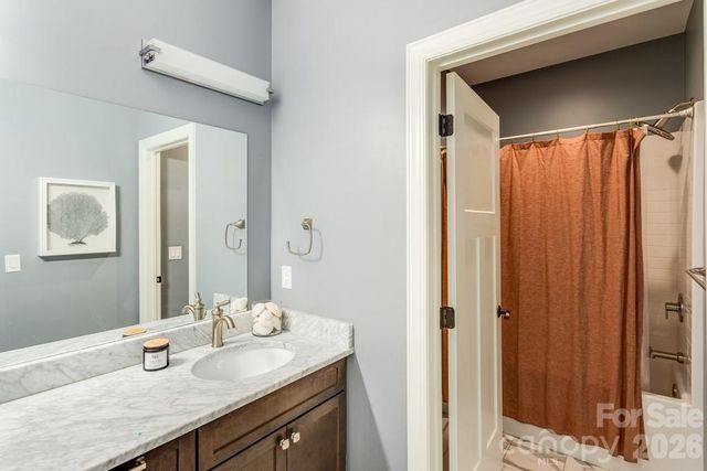 109 Wood Owl Court, Hendersonville, NC 28791