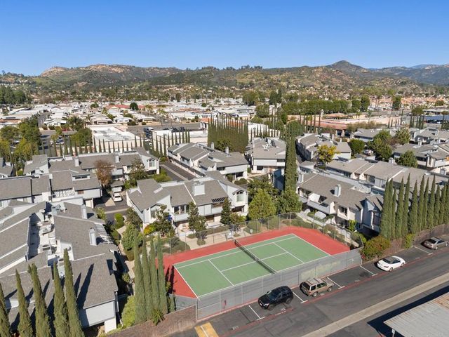 2135 E Valley Parkway 49, Escondido, CA 92027