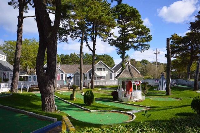 10 Wharf Ave, Mashpee, MA 02649