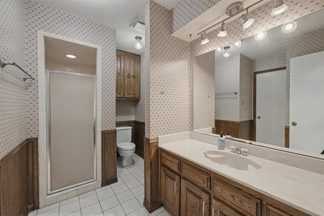 4105 Woodcastle Court, Arlington, TX 76016