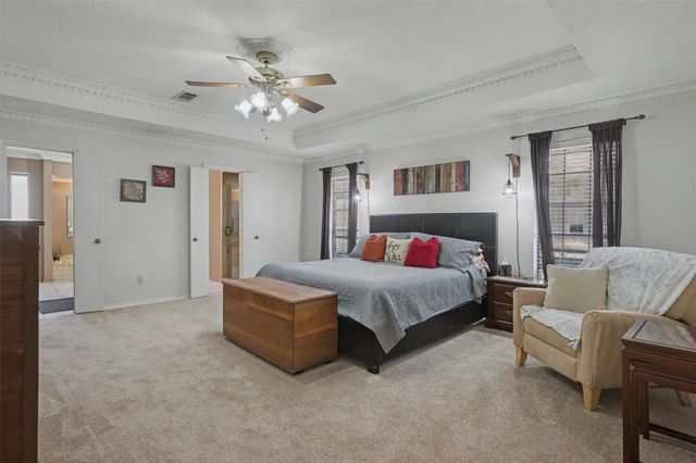 4105 Woodcastle Court, Arlington, TX 76016