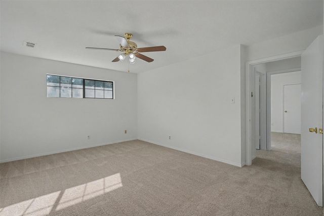 4105 Woodcastle Court, Arlington, TX 76016