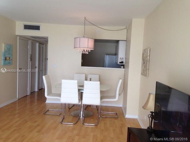 20379 W Country Club Drive 1737, Aventura, FL 33180