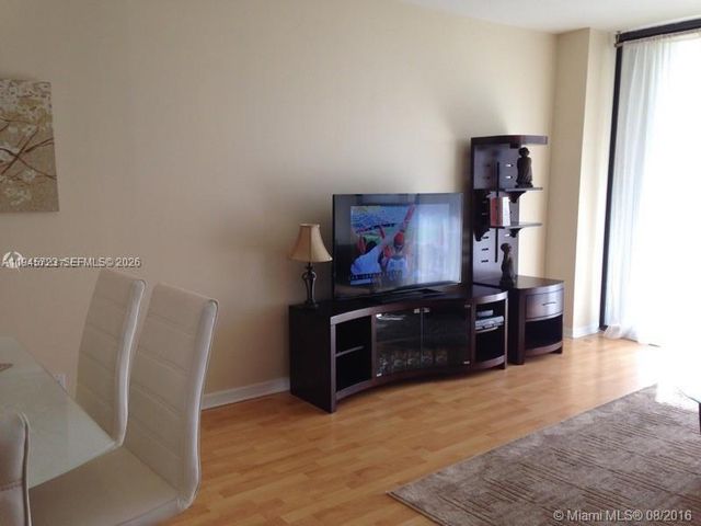 20379 W Country Club Drive 1737, Aventura, FL 33180