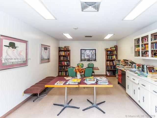 20379 W Country Club Drive 1737, Aventura, FL 33180