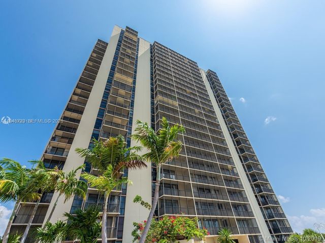 20379 W Country Club Drive 1737, Aventura, FL 33180