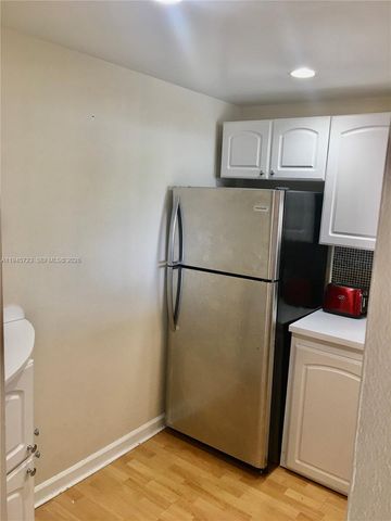20379 W Country Club Drive 1737, Aventura, FL 33180
