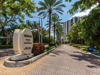 20379 W Country Club Drive 1737, Aventura, FL 33180