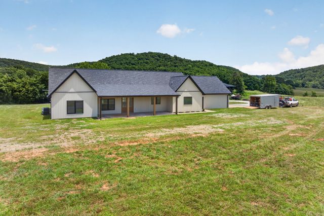 4169 Gum Springs Mountain Rd, Sparta, TN 38583