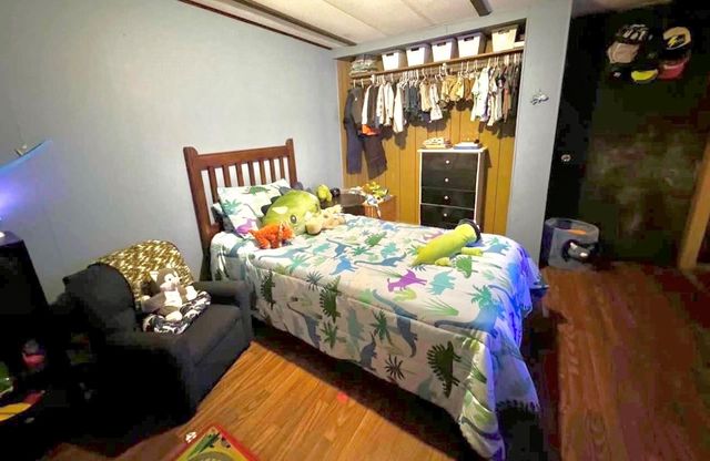 655 Piney Point Drive, Milam, TX 75959