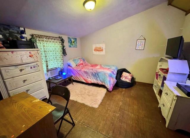 655 Piney Point Drive, Milam, TX 75959