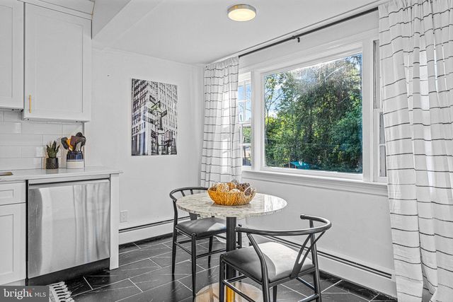 601 STRATFORD, Moorestown, NJ 08057