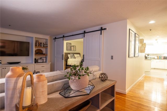 2 School Street 223, Lincoln, RI 02865