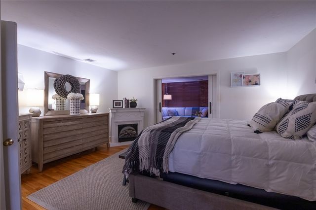 2 School Street 223, Lincoln, RI 02865