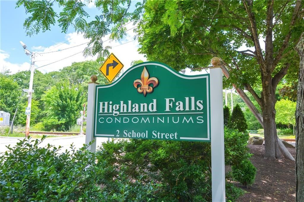 2 School Street 223, Lincoln, RI 02865