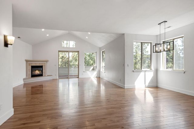 505 NW Flagline Drive, Bend, OR 97703