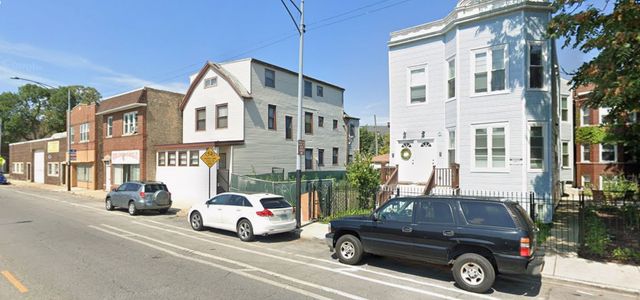 3675 N Elston Avenue, Chicago, IL 60618