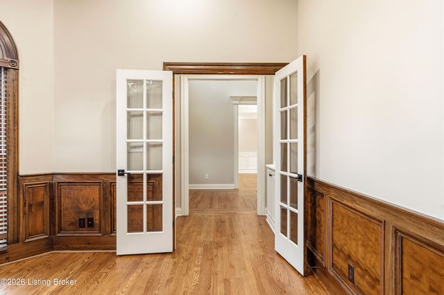 7502 Wycliffe Ct, Prospect, KY 40059